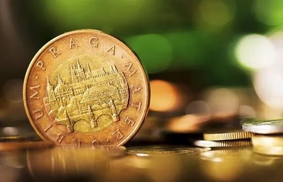 Jaka waluta obowiązuje w Pradze? Uniknij niekorzystnych kursów!