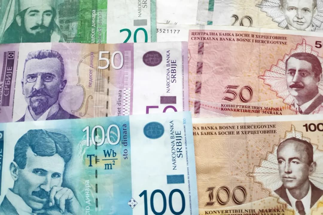 Jaka waluta jest w Serbii? Poznaj dinara serbskiego i jego znaczenie